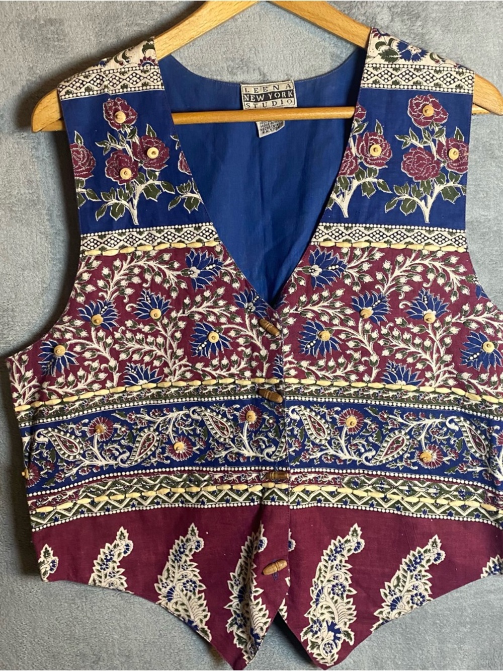 Vtg Leena New York Studio Floral boho Artsy  Embroidered Art to wear size Large